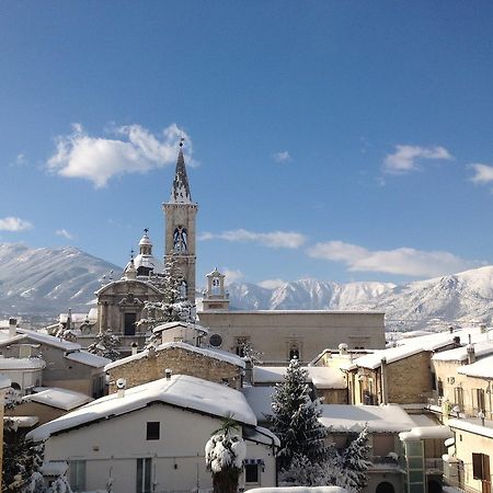 La Finestra Sulmo Apartment Sulmona Luaran gambar
